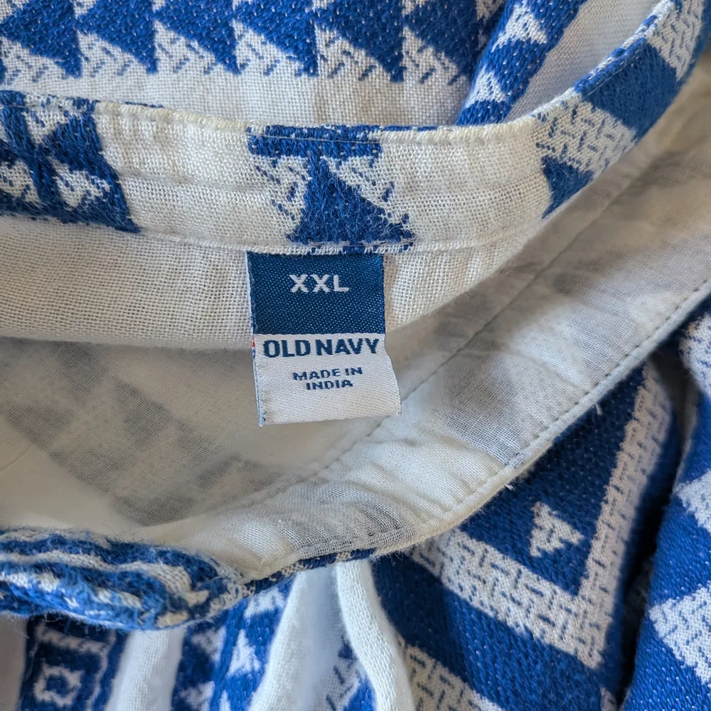 Old Navy Top - Picture 6 of 7